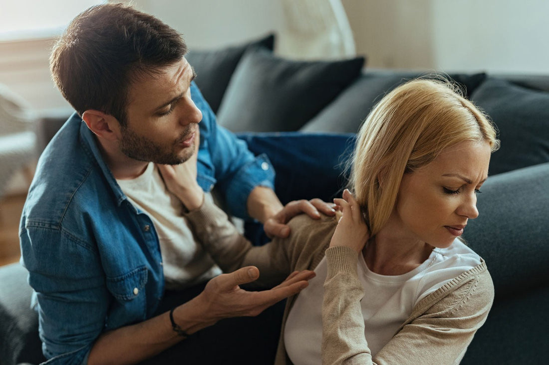 Is It Common For Couples To Misunderstand Each Other In Arguments? - Joyful Couple