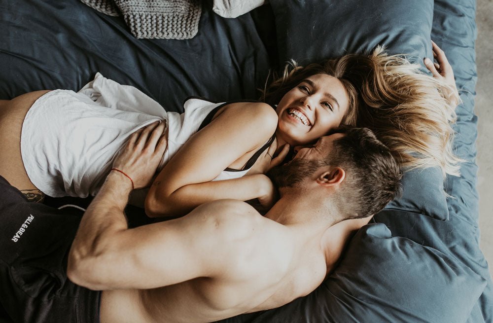 11 Ways to Boost Your Sexuality and Confidence During Sex - Joyful Couple