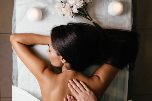 The Sensual Massage: 7 Steps to a Successful Massage For Couples - Joyful Couple