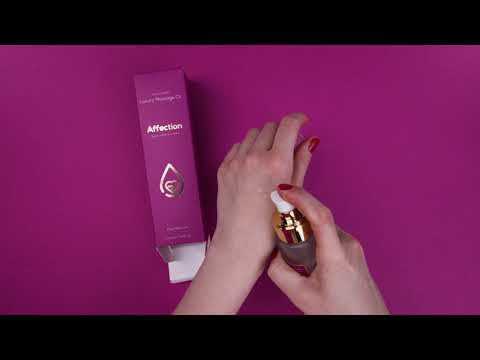 Scented massage oil for couples